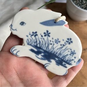 Vintage Russ Ornament Blue and White Rabbit Made in Taiwan wall hanging